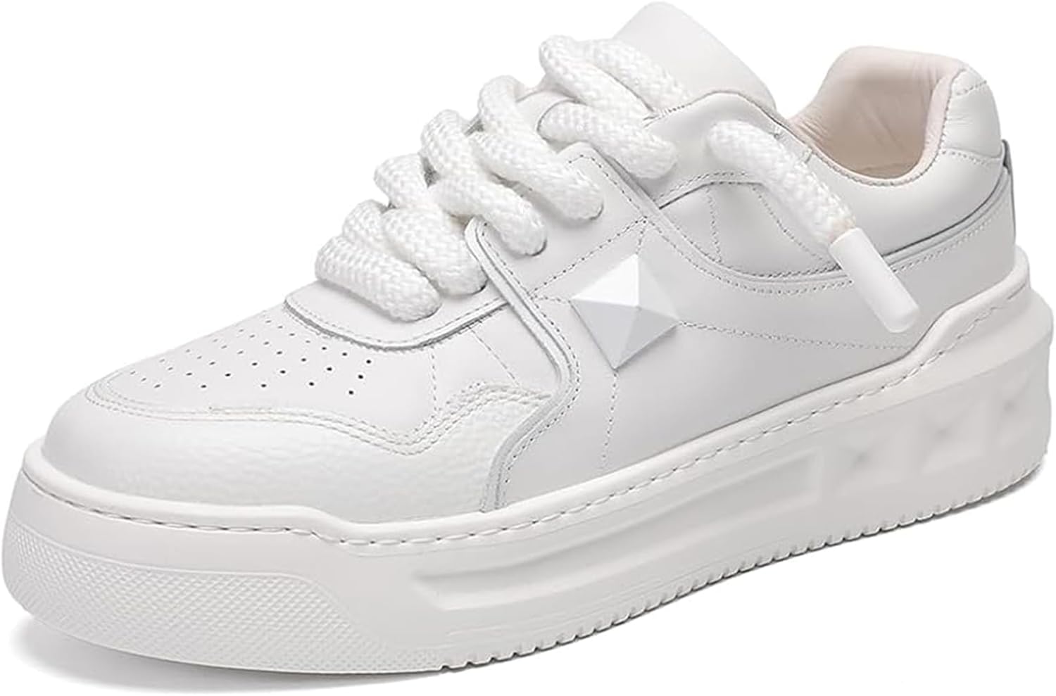 

Роскошные дизайнерские кроссовки с заклепками на платформе для мужчин, модные кожаные кроссовки, удобные, легкие, с 4-сантиметровым каблуком, на шнуровке, из кожи высшего качества, сдержанные теннисные кеды для прогулок Qbrand, белый