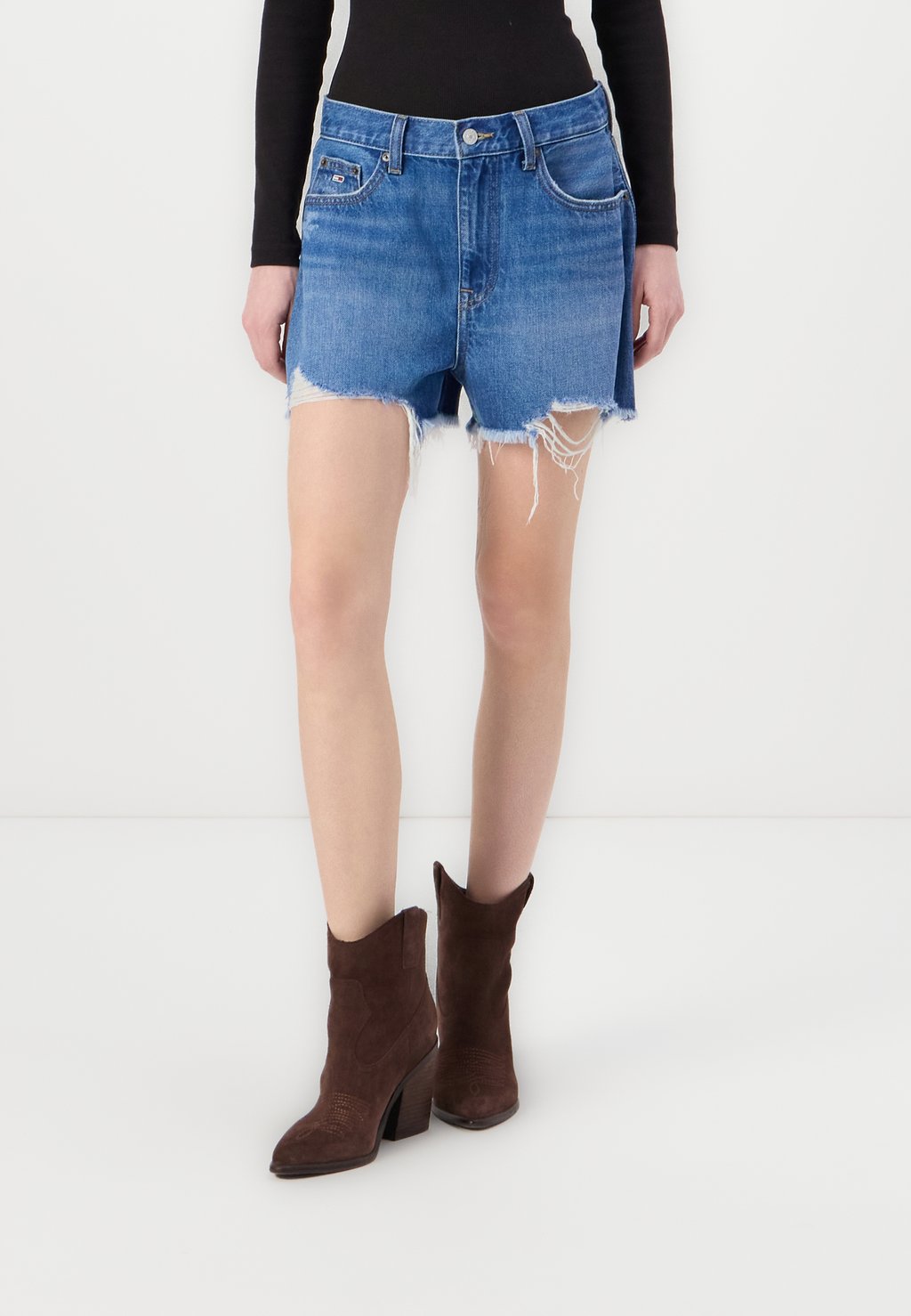 

Джинсовые шорты HOT PANT Tommy Jeans, деним
