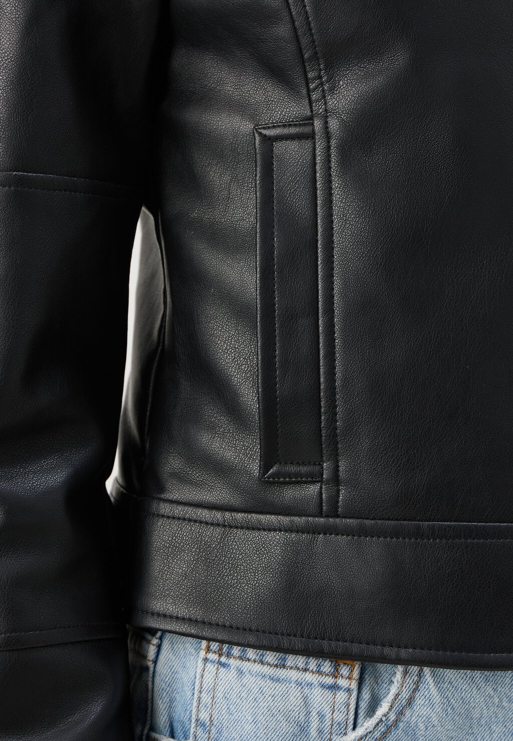 

Куртка из искусственной кожи VMDIXIEMARIA SHORT COATED JACKET Vero Moda Tall, черный