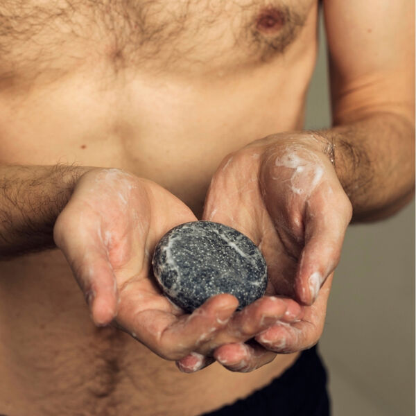 Твердый шампунь для мужчин с экстрактом женьшеня, 80 г Soap For Globe Strong & fresh — фото 4