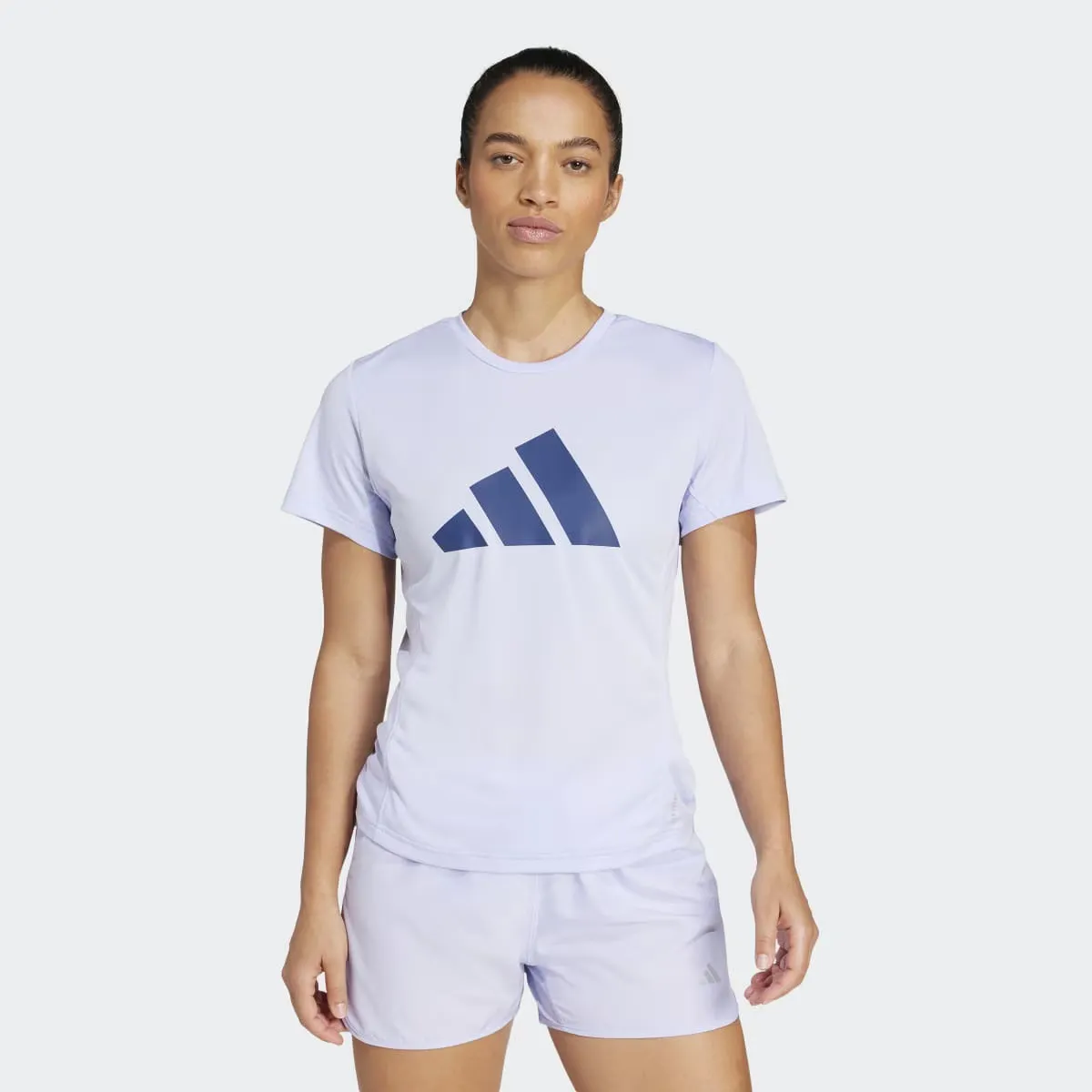 

Женская футболка Adidas Run It, цвет Violeta