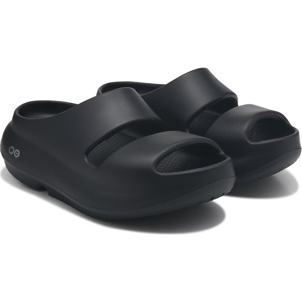 Сандалии Ooyea Oofos, black