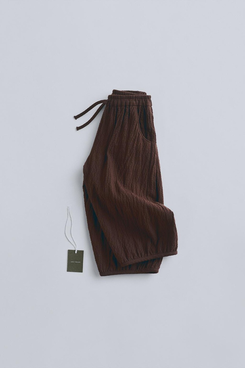 

Timelesz - текстурные брюки ZARA, коричневый