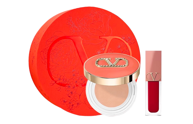 

Крем для губ с воздушной подушкой набор для макияжа легко растушевывается 12г+6,5мл Valentino