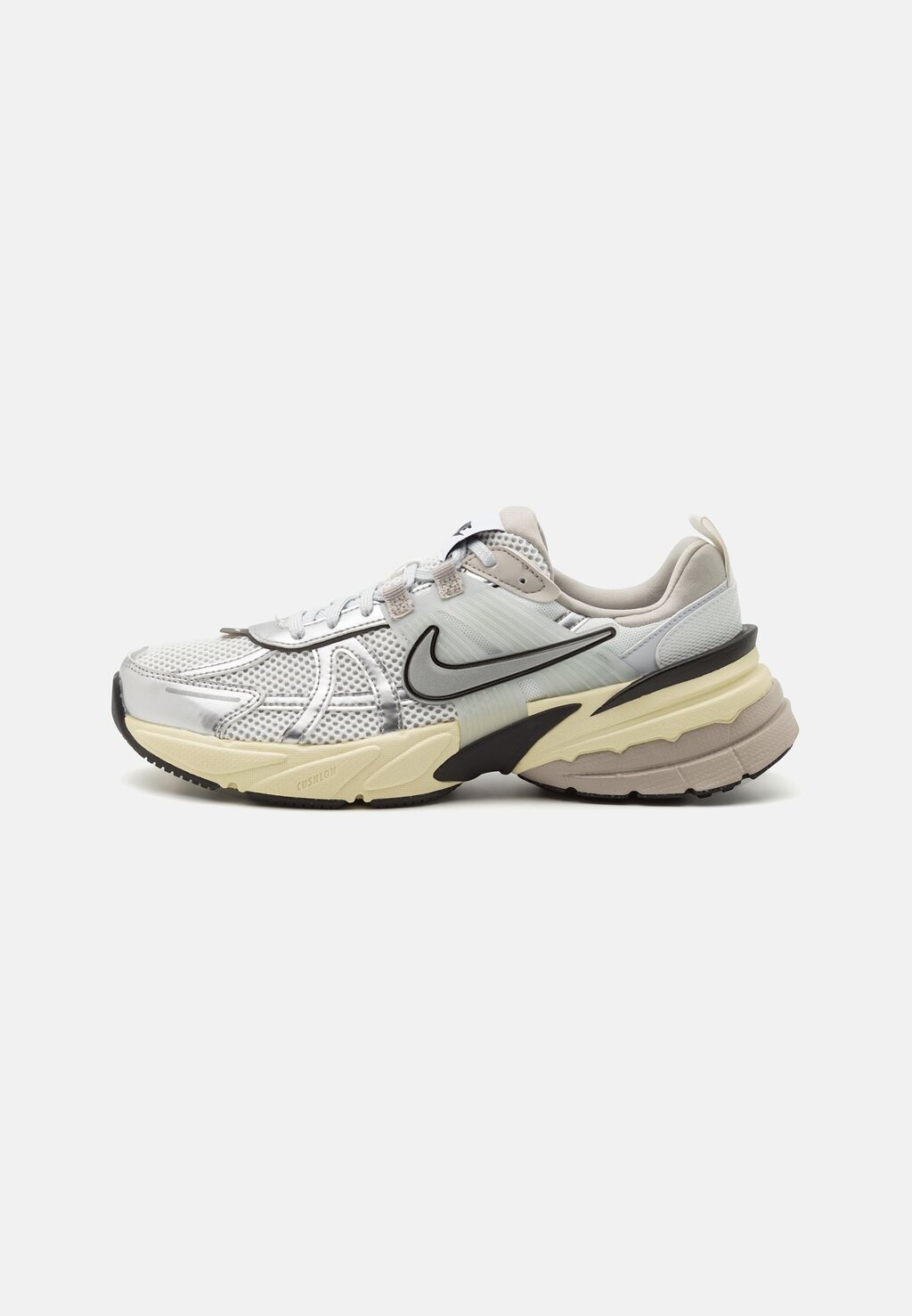 Кроссовки Nike V2K RUN, цвет summit white/metallic silver/pure platinum/light iron ore/black/alabaster