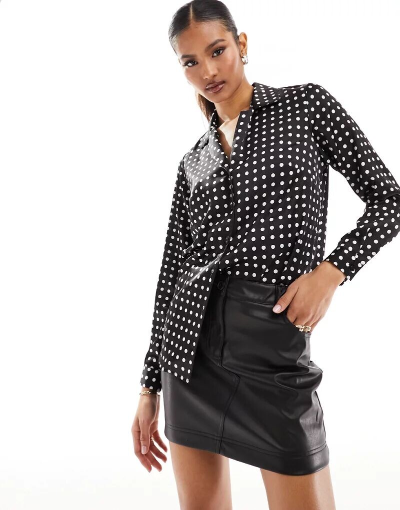 

Атласная рубашка в горошек ASOS