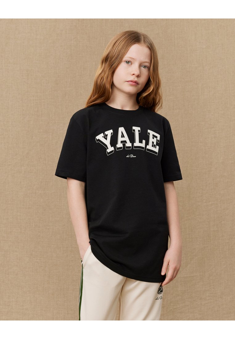 

Футболка с принтом YALE COLLEGE UNISEX Les Deux, черный