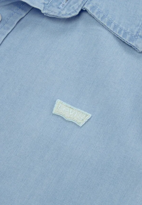 Футболка Levi'S, модель Avalon, цвет лавандовый — фото 3