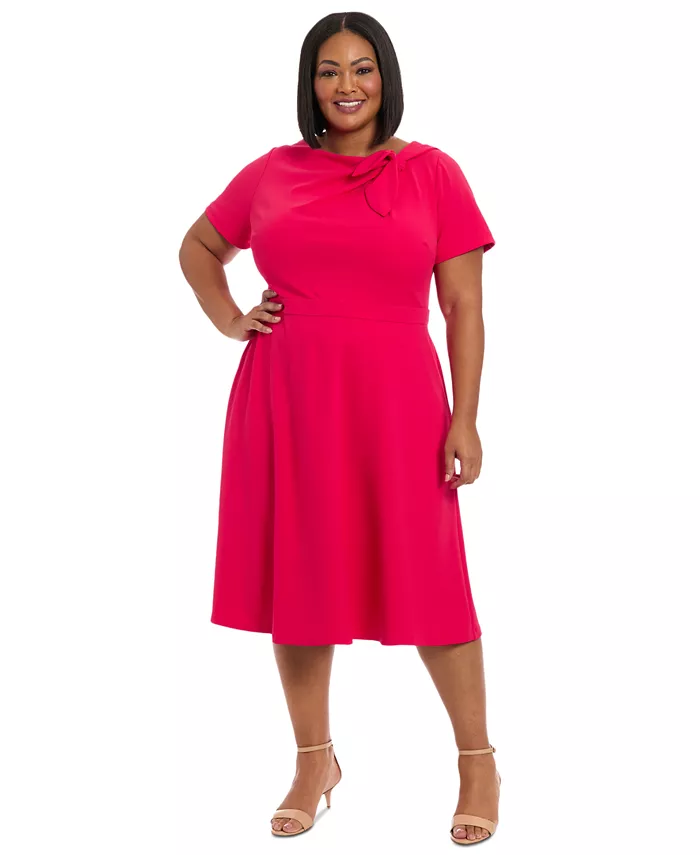 

Платье с запахом и расклешенной юбкой Plus Size London Times, красный