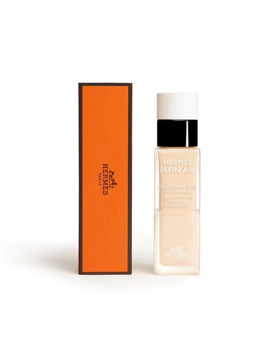 Тональная основа Plein Air, Luminous Matte Skincare Foundation, 1,11 унции HERMÈS, 05n nata is a neutral светлый-бежевый — фото 2