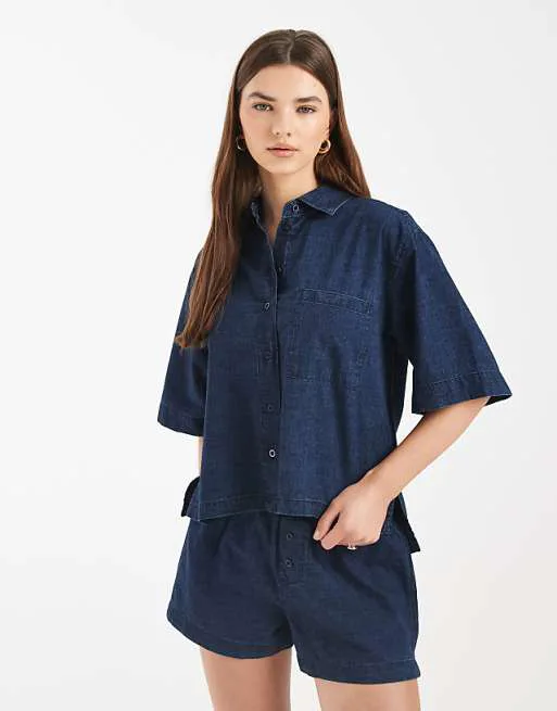 

Чернильная джинсовая рубашка свободного кроя ASOS DESIGN
