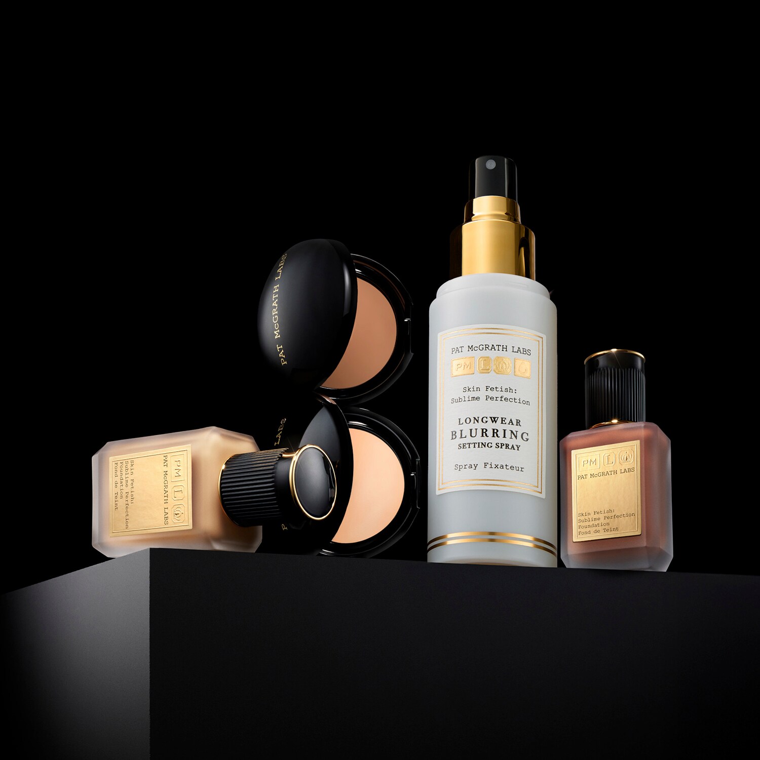 Пудра для контурирования глаз Skin Fetish: Sublime Perfection Blurring Under-Eye Powder Pat Mcgrath Labs, Deep (4 g) — фото 3