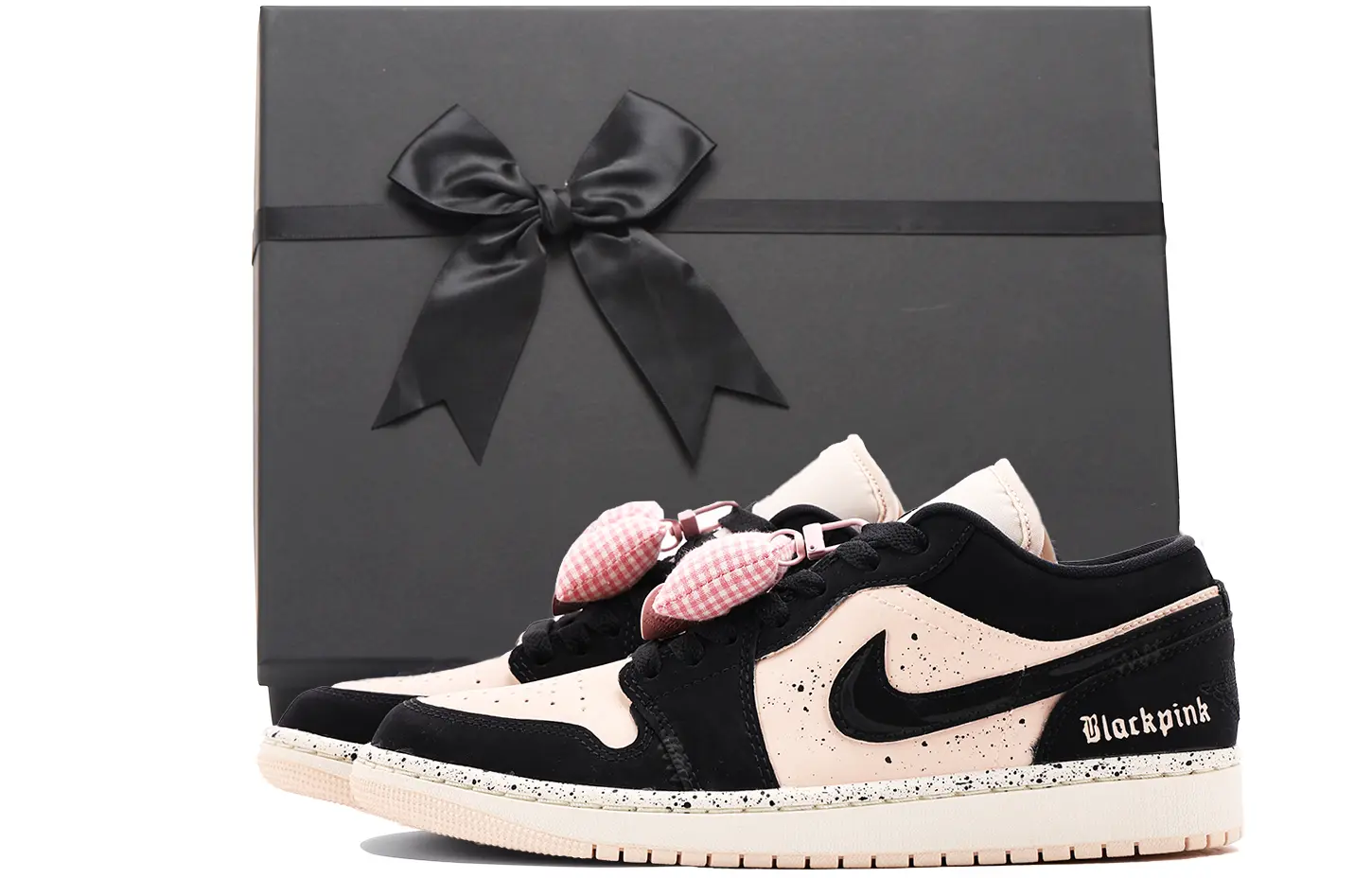 

Jordan Кроссовки Air 1 с амортизацией, износостойкие, низкие, винтажные, баскетбольные, унисекс, черный с розовым