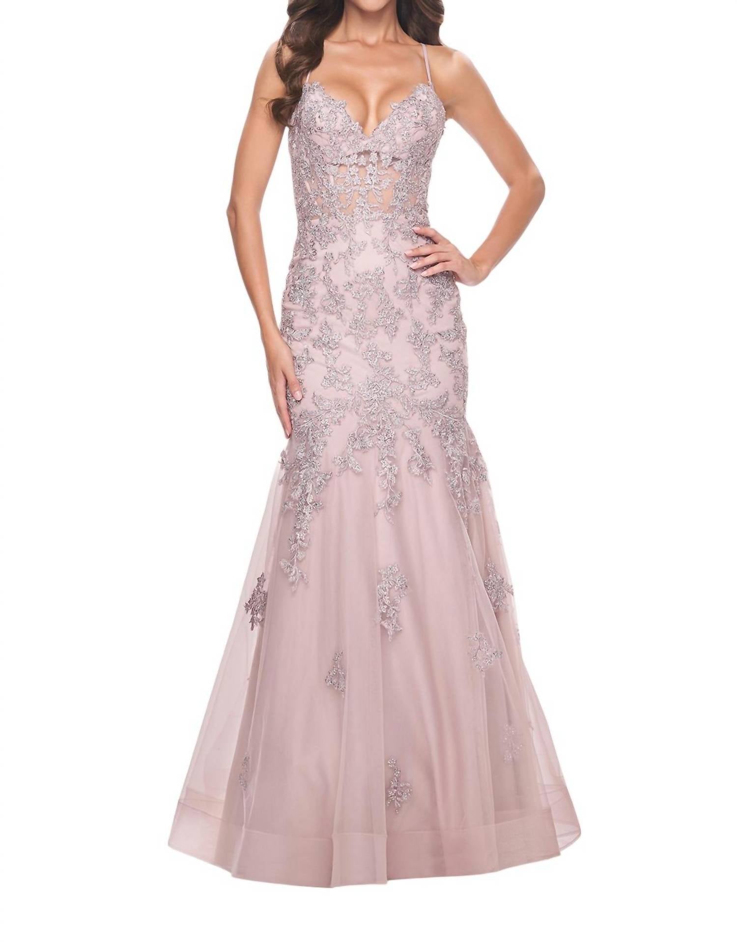 

Иллюзионное платье-русалка для выпускного в розовато-лиловом цвете La Femme