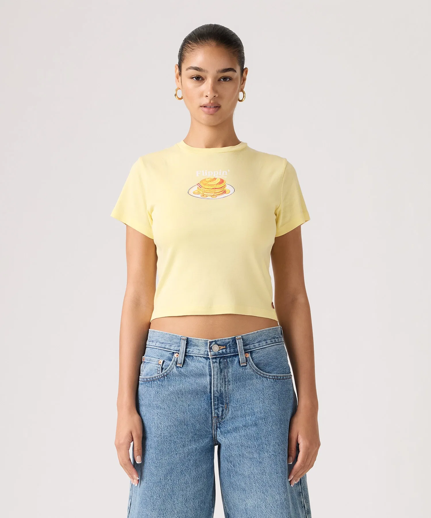 Женская футболка Levi's Graphic Essential спортивная жёлтая