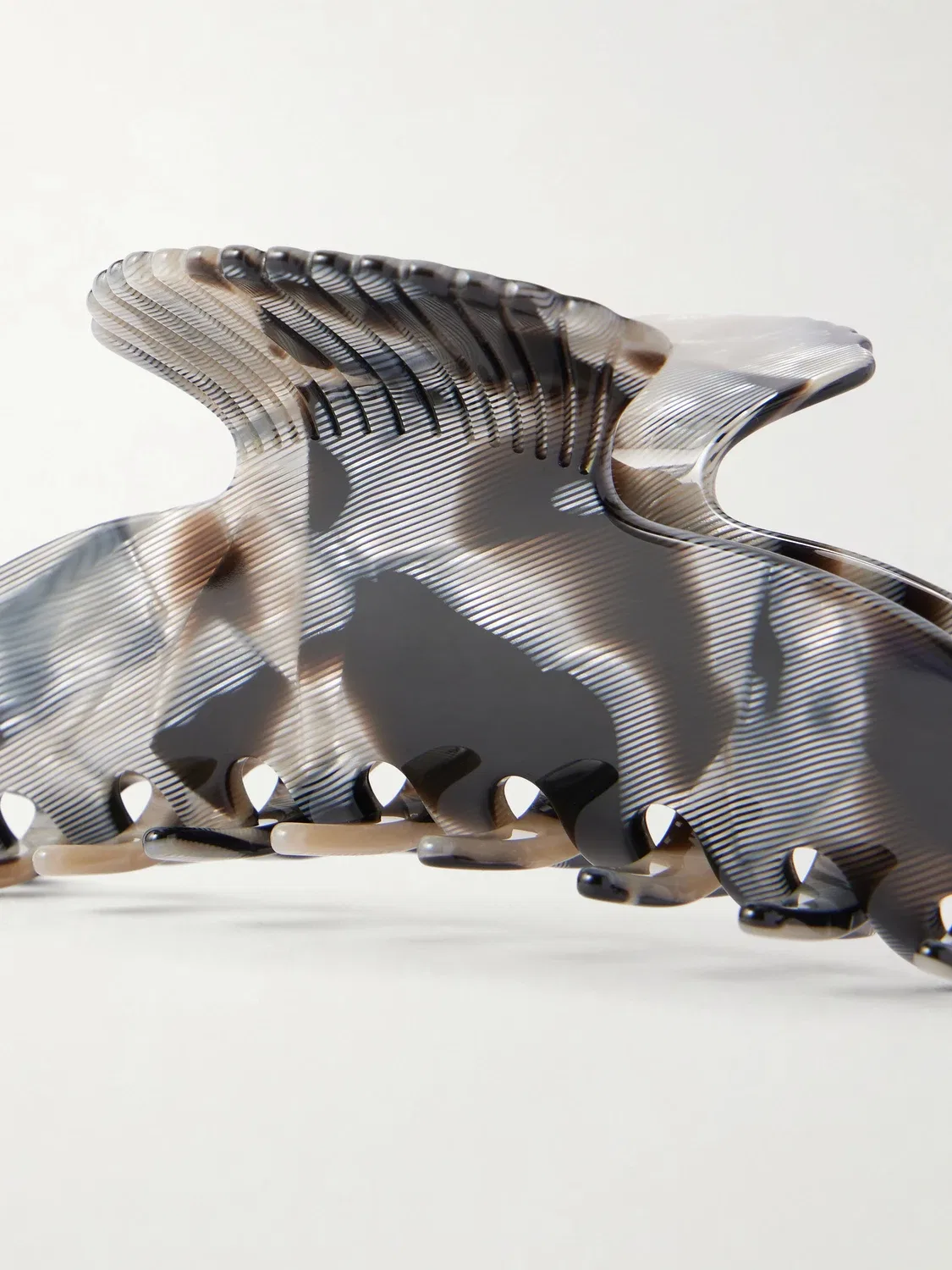 Заколка из ацетата в форме веера Fan Shell Sophie Buhai, черный — фото 2