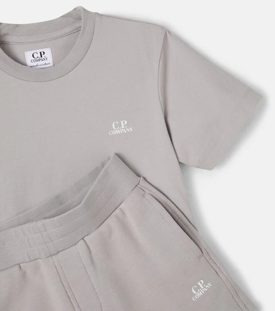 Комплект из футболки и шорт из хлопкового трикотажа с логотипом C.P Company Kids, серый — фото 4
