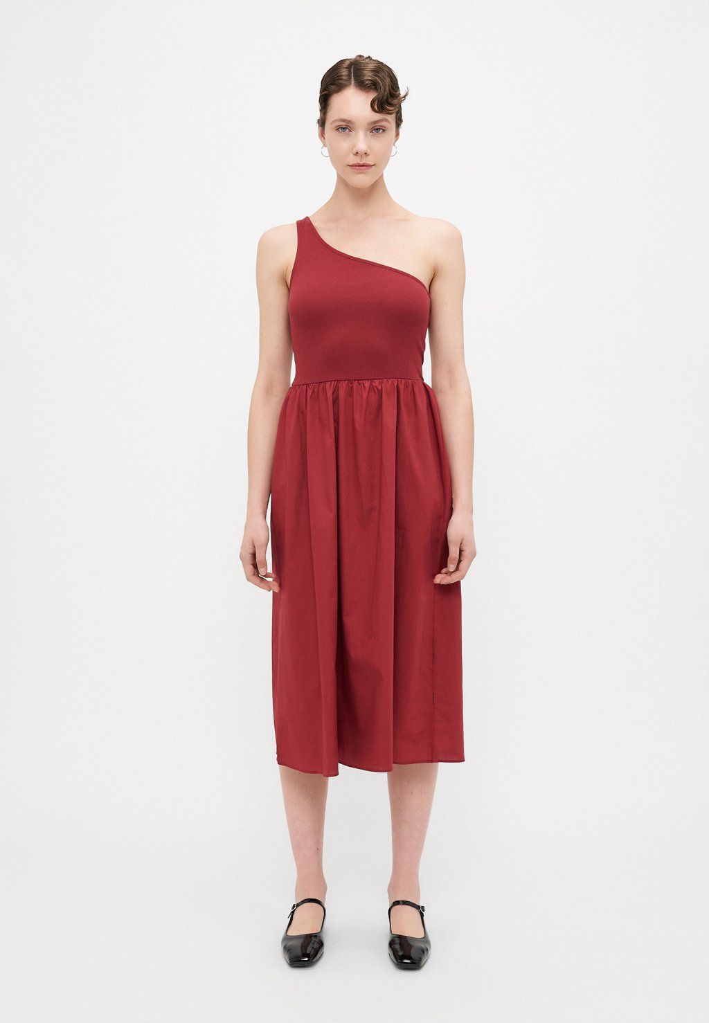 

Повседневное платье ONLIRIS LIFE ONE SHOULDER DRESS ONLY Tall, красный
