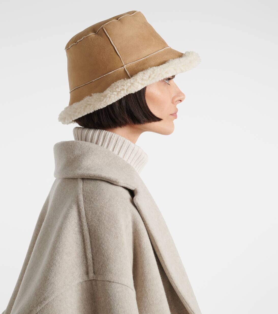 Двусторонняя шляпа-ведро из овчины Brunello Cucinelli, цвет brown white — фото 2