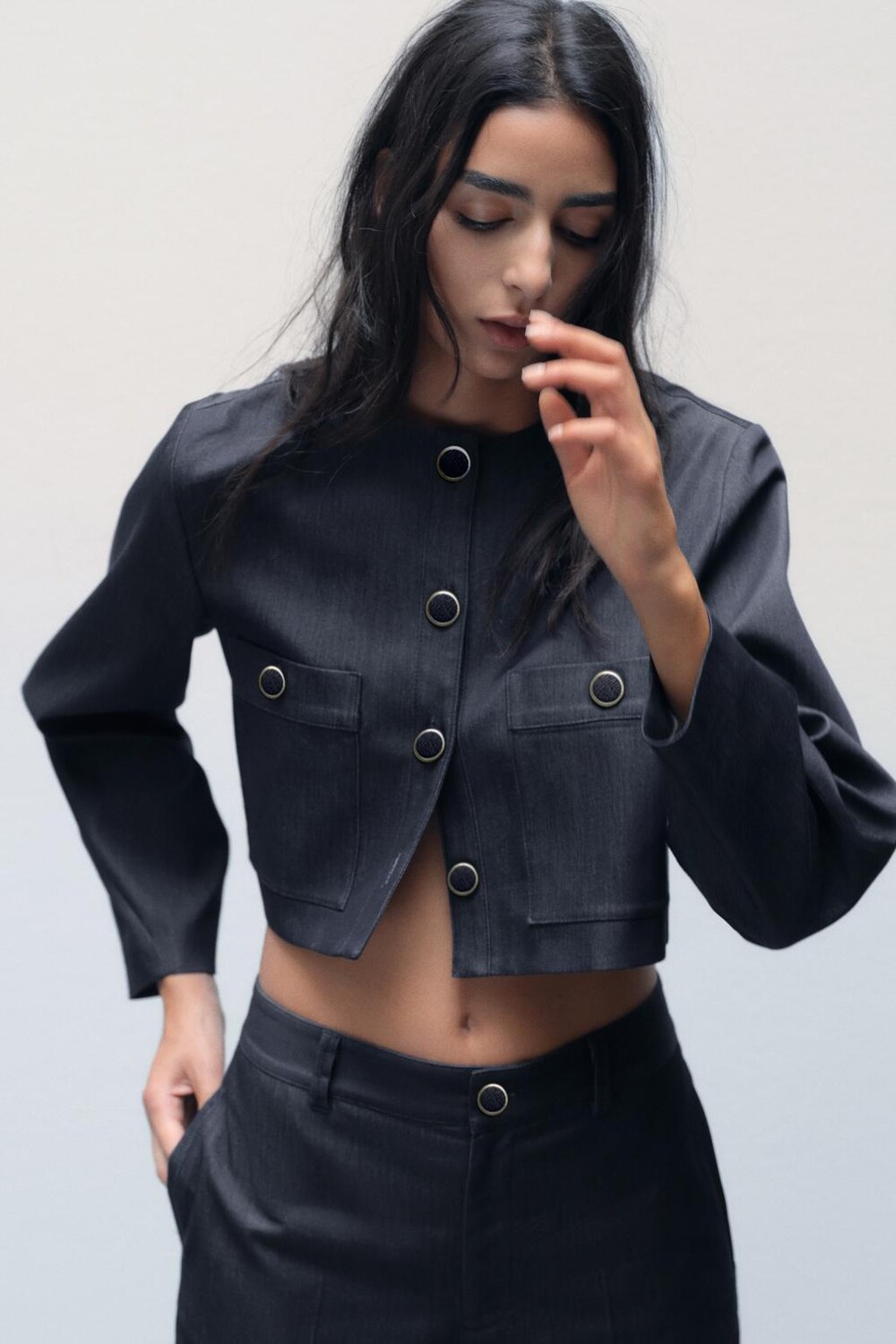 

Укороченная куртка на пуговицах ZARA, индиго