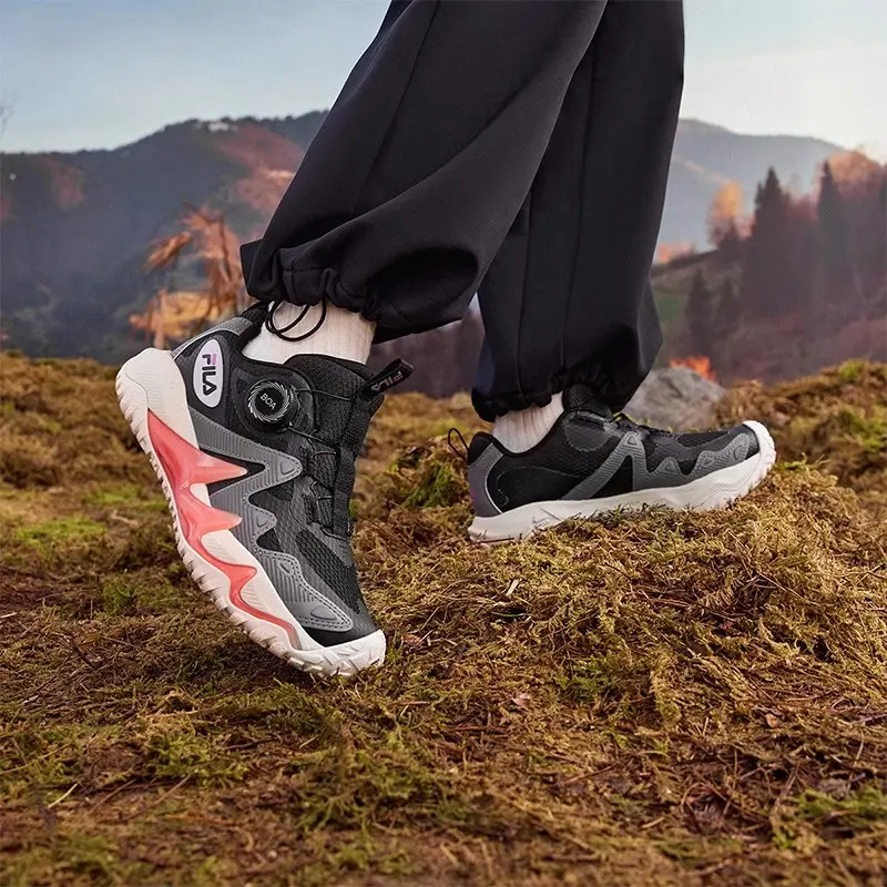 FILA KIDS Детские кроссовки с противоскользящей подошвой и анти-ударным эффектом, цвет: черный, серый, для подростков — фото 4