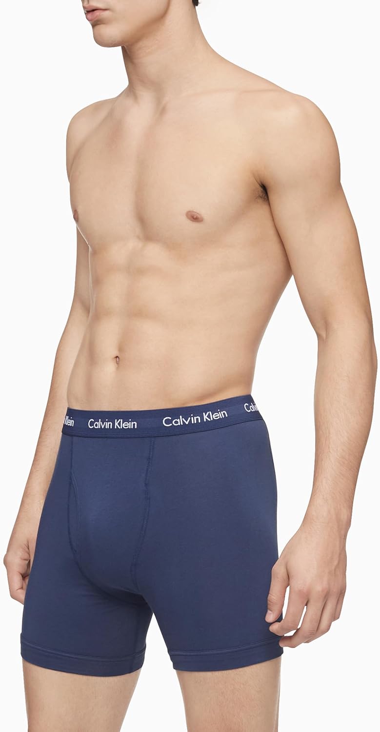 Комплект из 3 мужских трусов-боксеров Calvin Klein из хлопка и эластичного материала, Black, Blue Shadow, Cobalt Water — фото 2