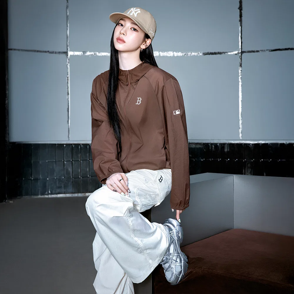 Мужские беговые кроссовки Pastry Runner Mask Metal NY серебристые от MLB