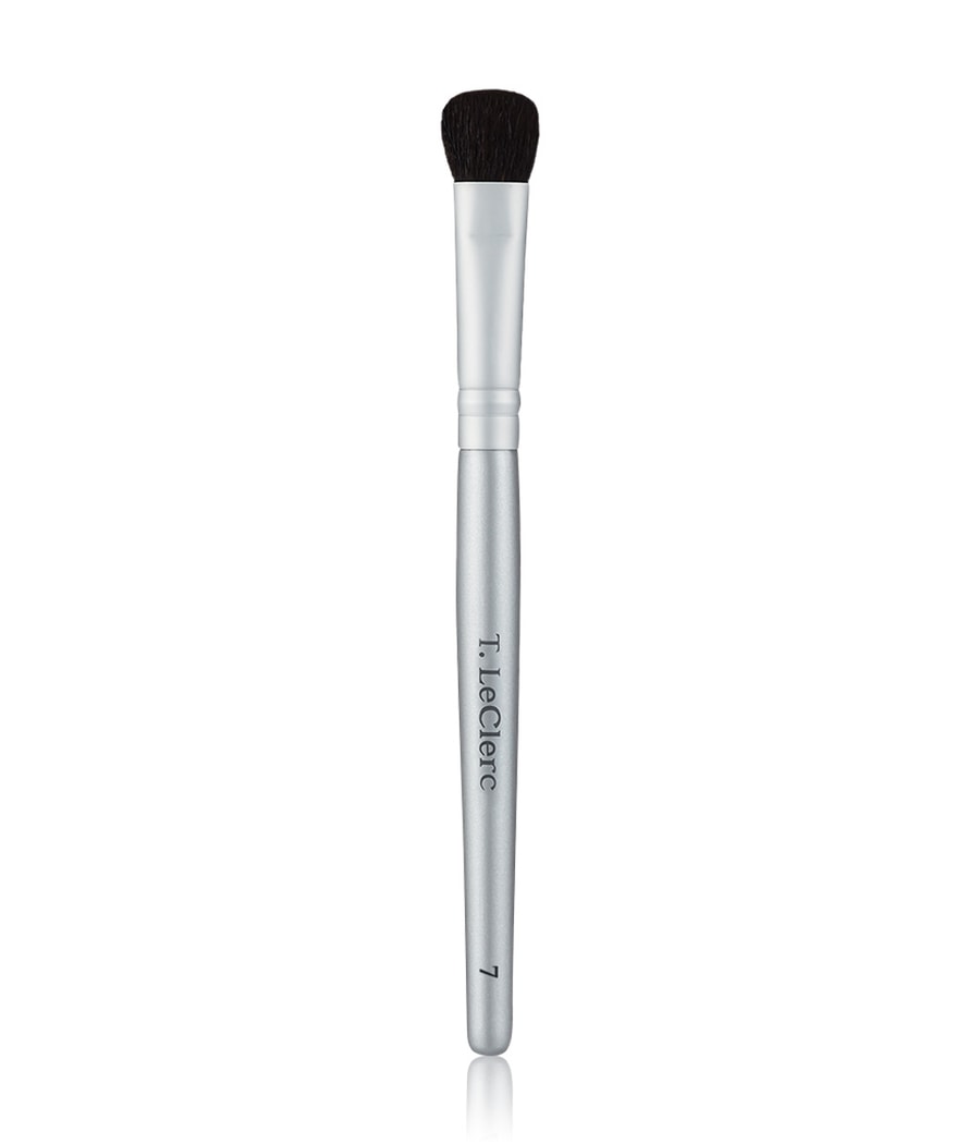 

Кисть для теней T.LeClerc Eyeshadow Brush N°7, 1 шт.