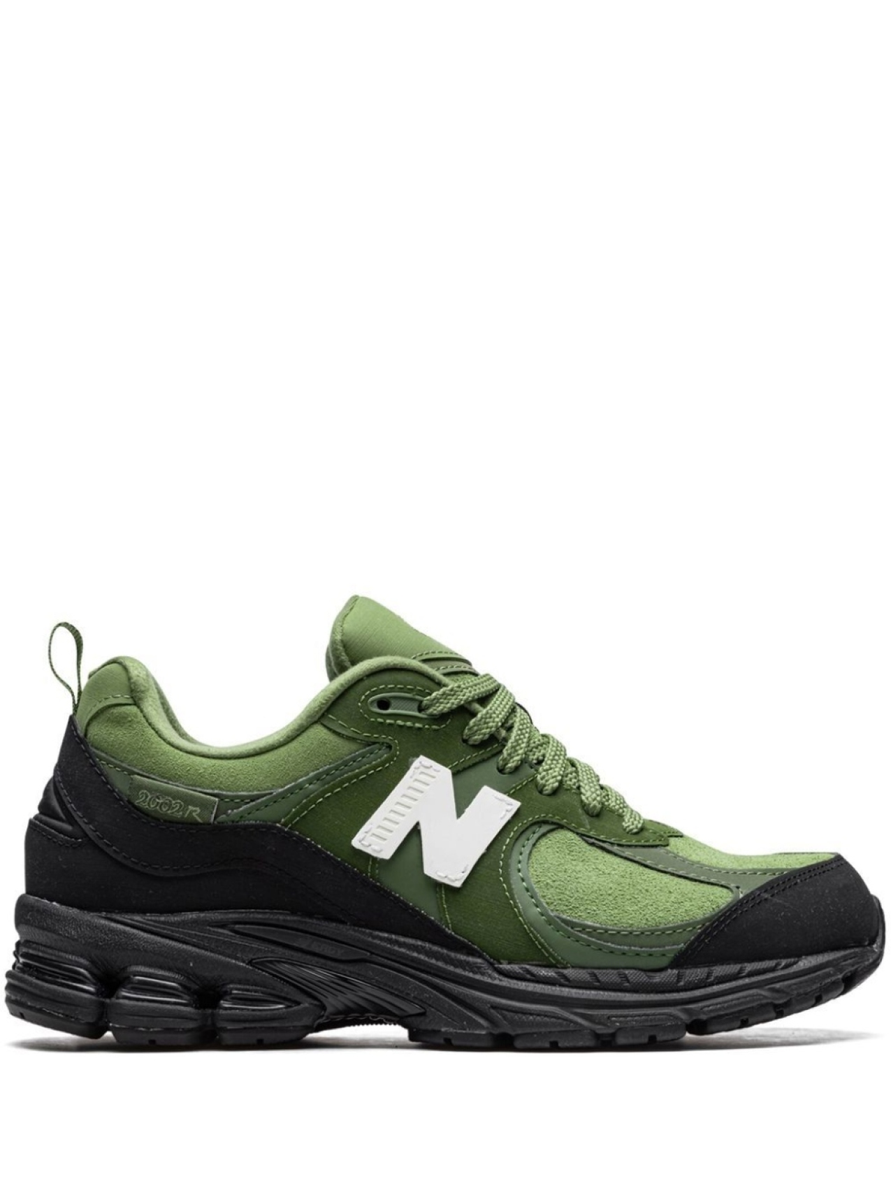 

New Balance кроссовки 2002R из коллаборации с The Basement, зеленый