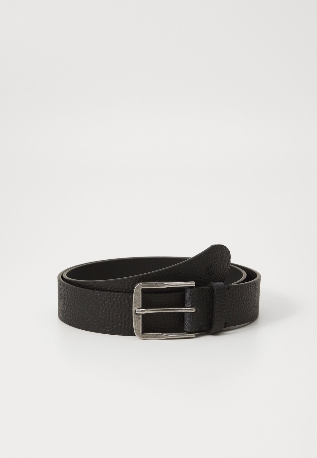 

Пояс CLASSIC FLAT Calvin Klein Jeans, черный