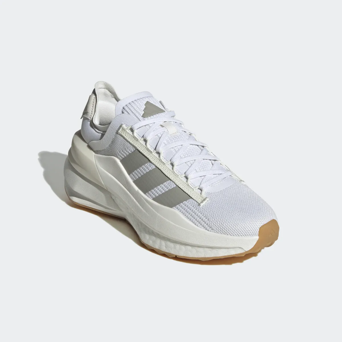 

Спортивные кроссовки adidas "AVRYN_X" Adidas Sportswear, цвет Cloud White / Core White / Off White
