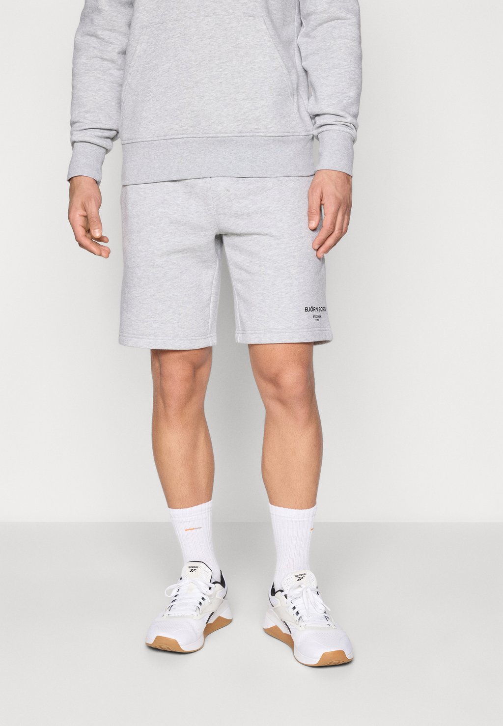 

Спортивные шорты ESSENTIAL SWEATSHORTS Björn Borg, светло-серый