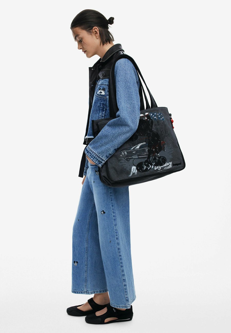 

Сумка Desigual Handbag, Black