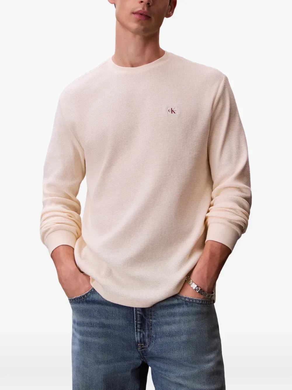 Футболка из вафельной ткани с нашивкой-логотипом Calvin Klein, бежевый — фото 3