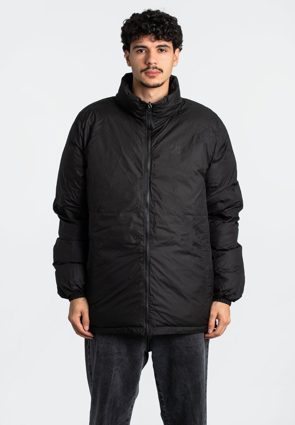 

Зимняя куртка REVERSIBLE Helly Hansen, черный