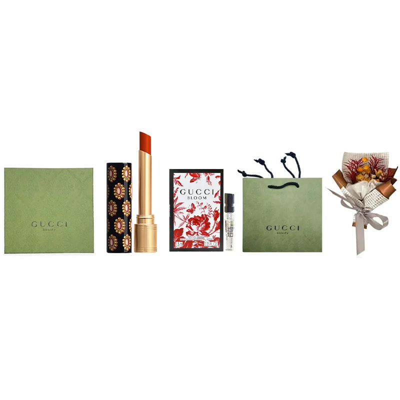 

Набор матовой помады из трех штук с сухоцветами Pouring Color, легко растушевывается, стойкий макияж GUCCI