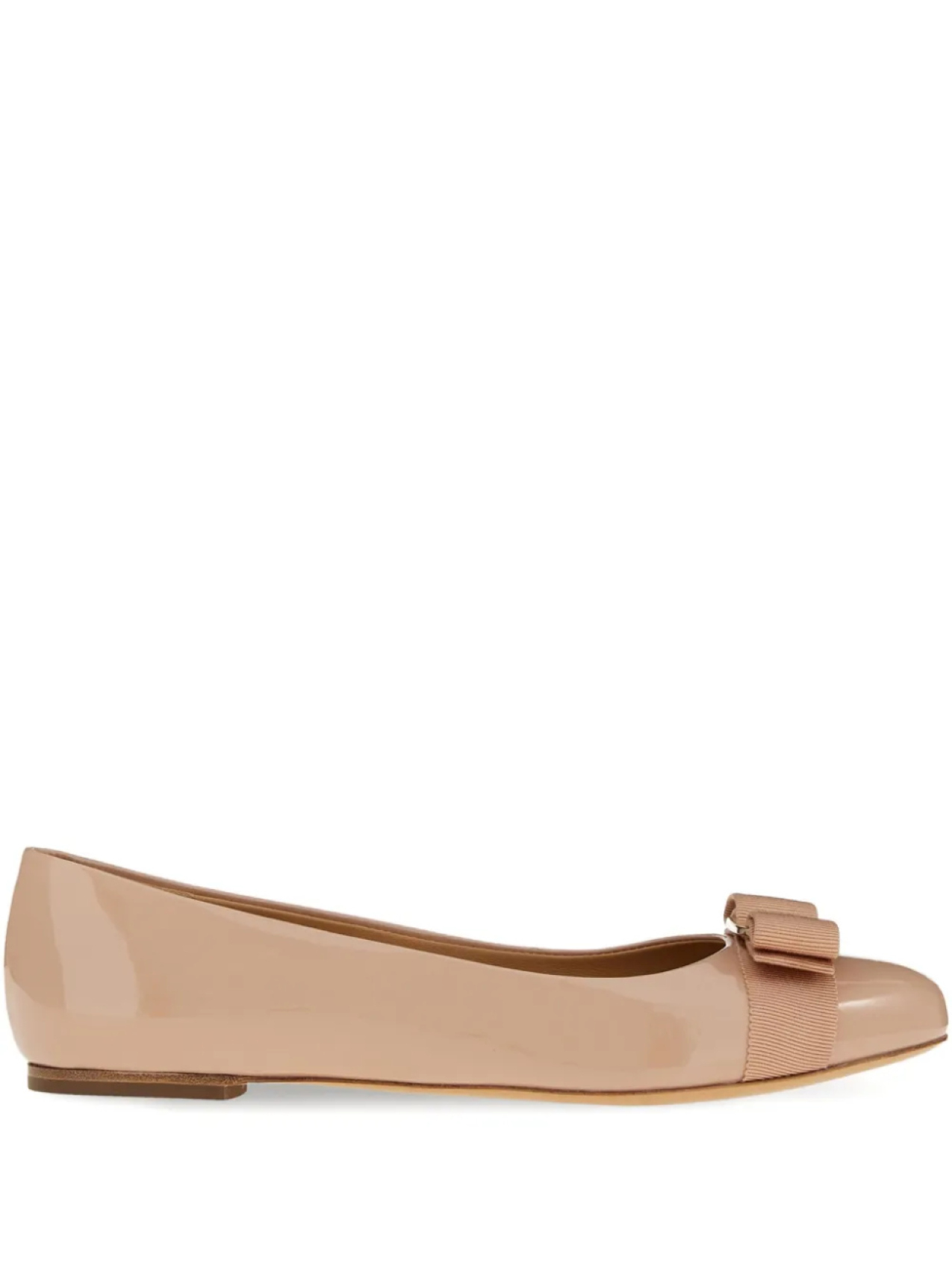 Балетки Varina из лакированной кожи с бантом Ferragamo, нейтральный