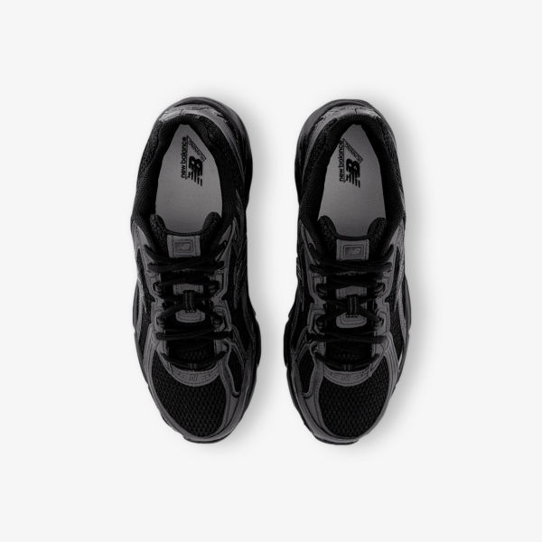 Кроссовки New Balance 740 v2 низкие сетчатые, черный — фото 2