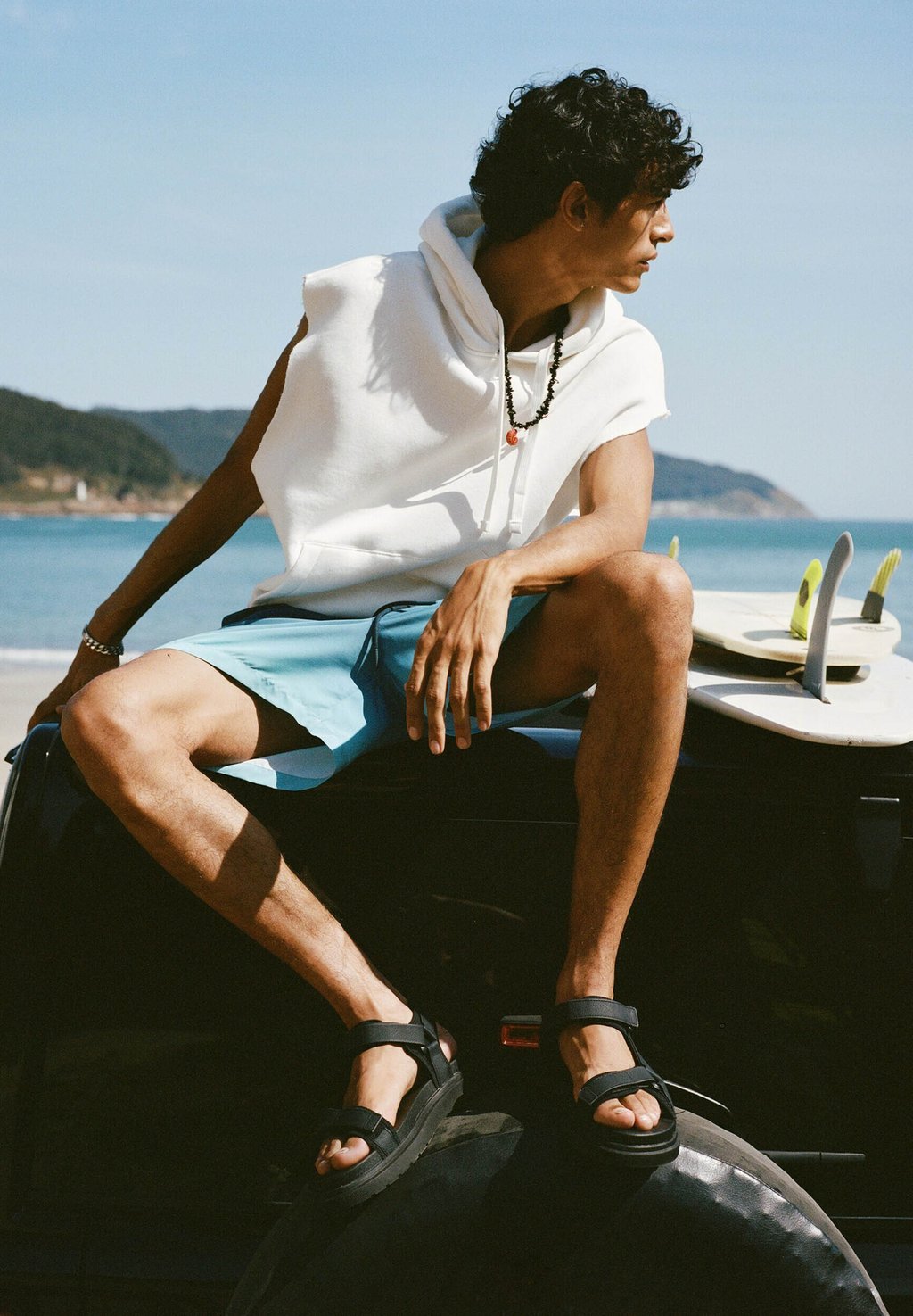 

Сандалии PULL&BEAR, черный