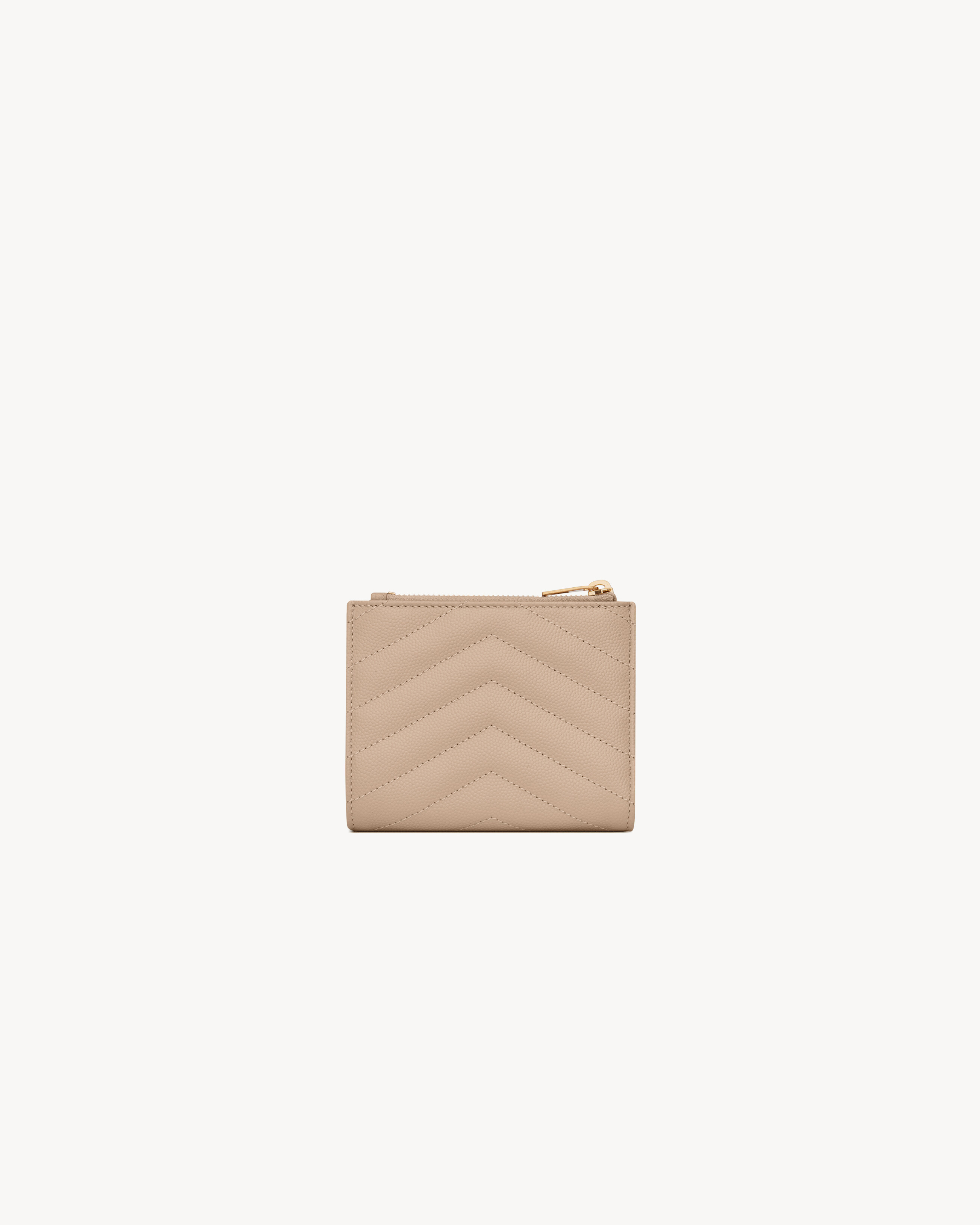 Двухсложный кошелек CASSANDRE MATELASSE из кожи grain de poudre Saint Laurent, бежевый — фото 2