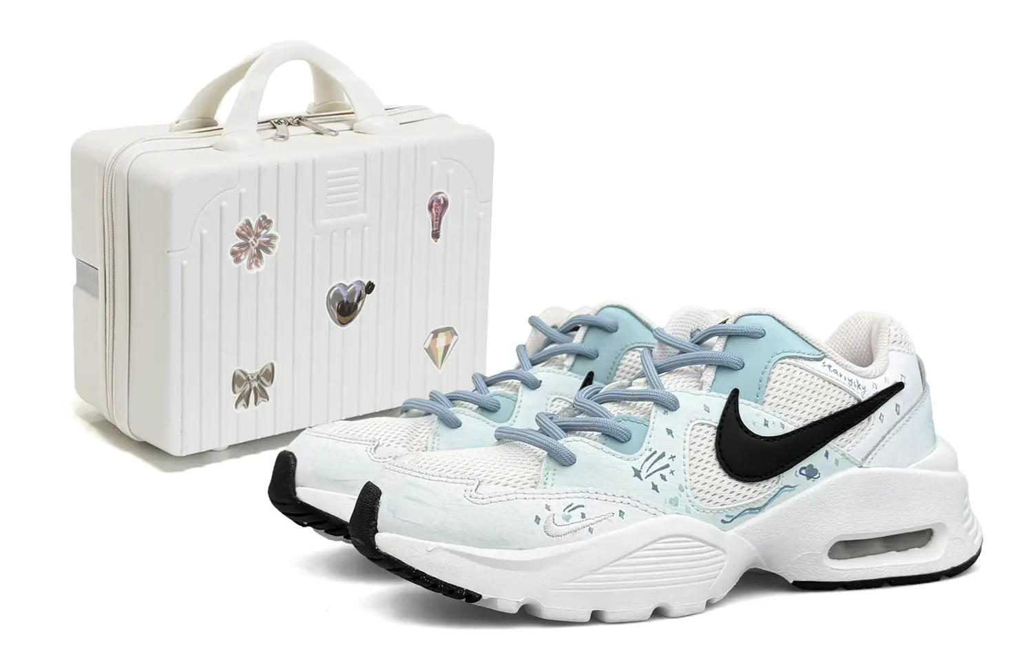 

Кроссовки Air Max Fusion женские с низким верхом, белые/синие Nike