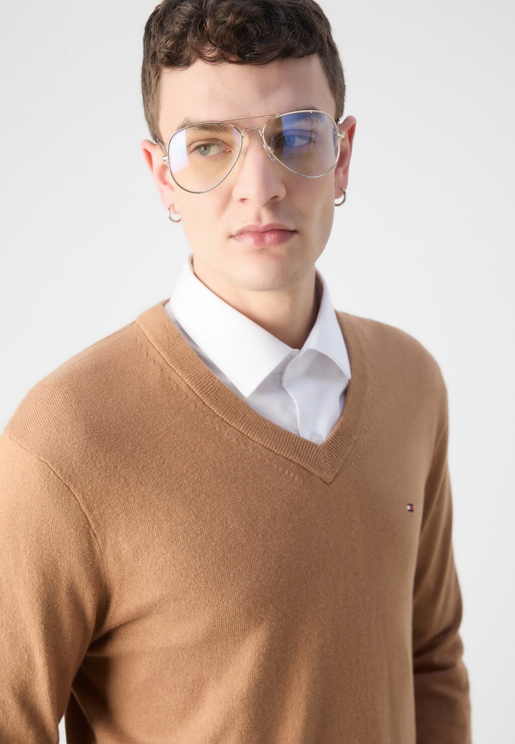 

Джемпер V NECK Tommy Hilfiger, коричневый