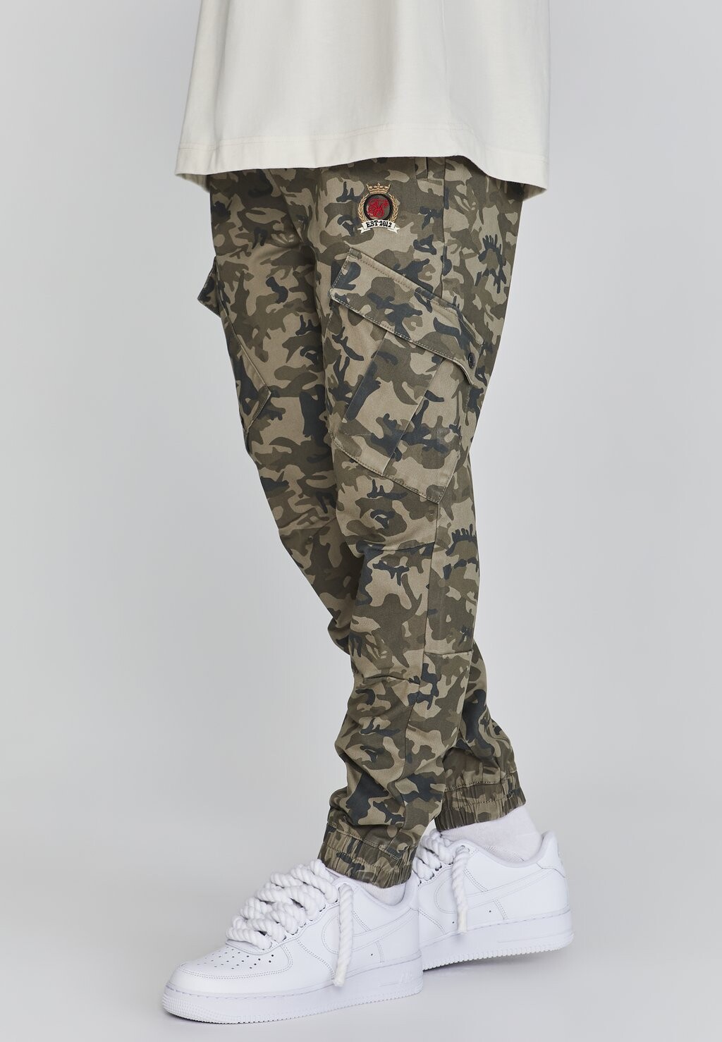 

Брюки-карго SIKSILK, зеленый