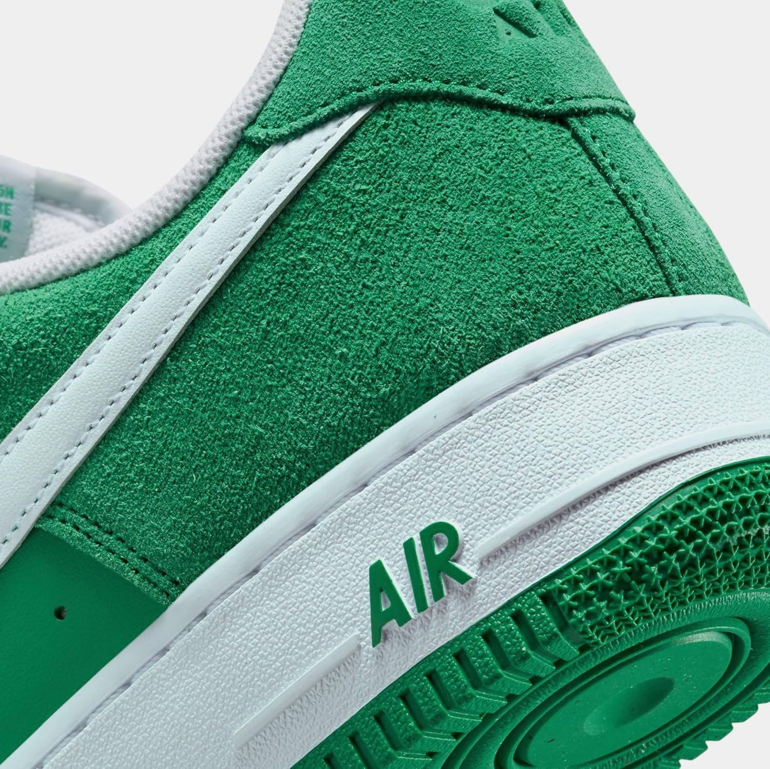 Кроссовки Nike Air Force 1 '07 Lv8 для мужчин, белый/зеленый — фото 4