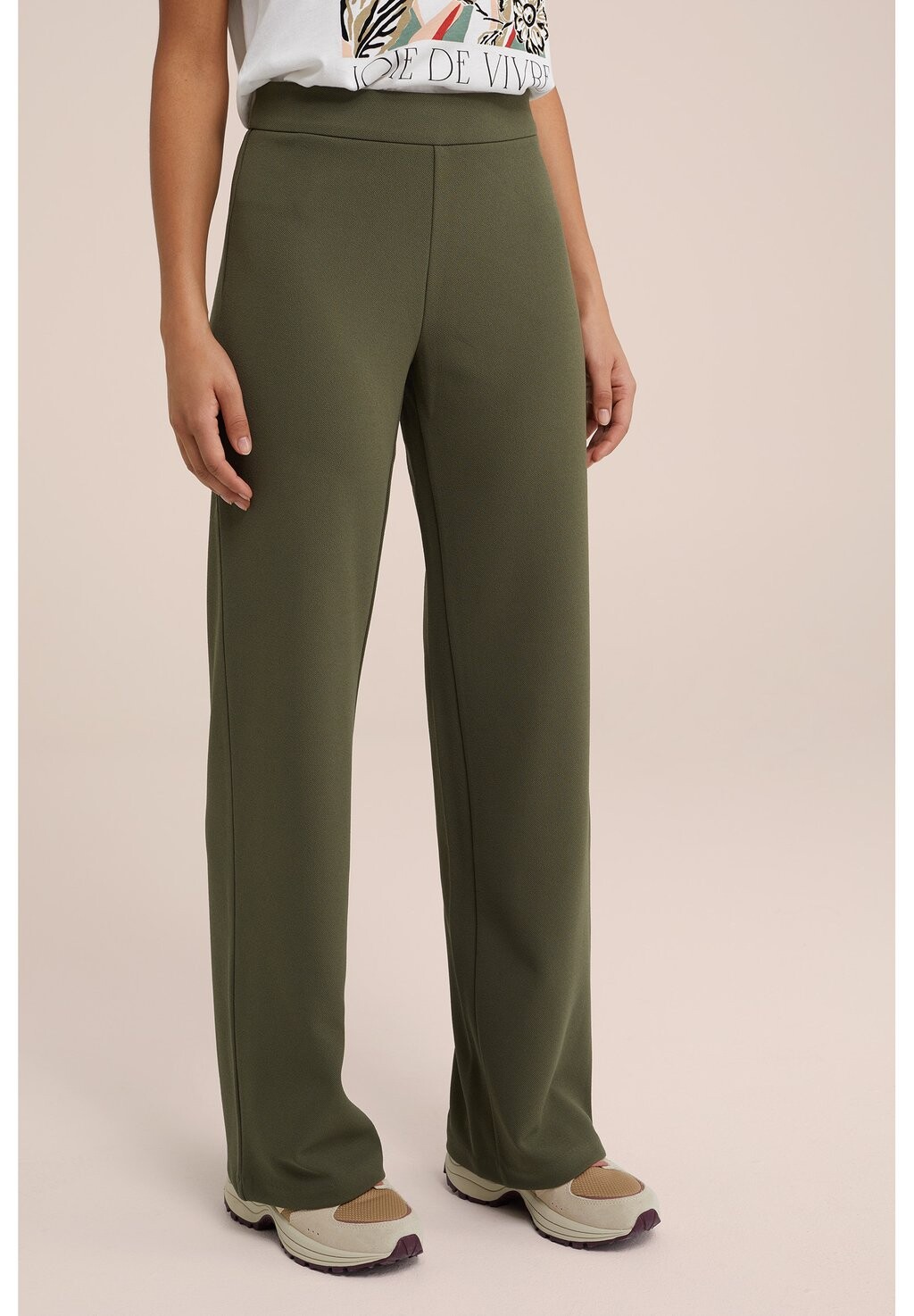 

Брюки WE Fashion, цвет green