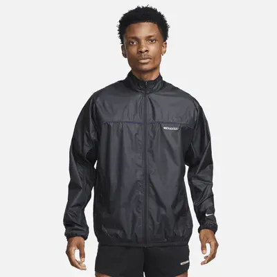 

Куртка Nike Track Club, цвет Black/Midnight Navy/Summit White