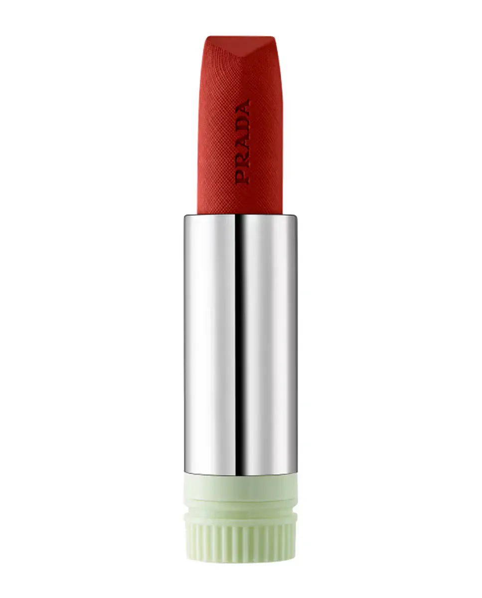 Помада с легкой текстурой и долгим сроком стойкости Monochrome Hyper Matte Prada Beauty, B03