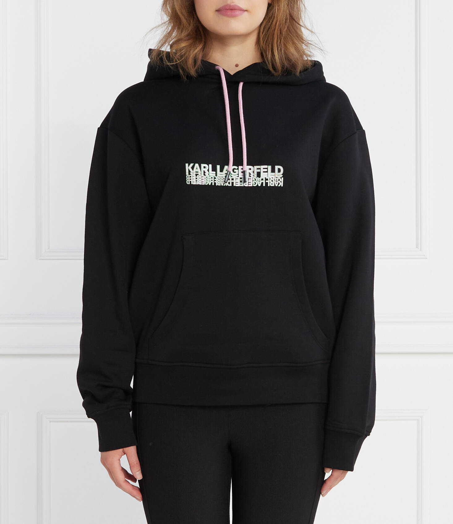 

Толстовка Karl Lagerfeld seasonal logo hoodie Relaxed fit, черный