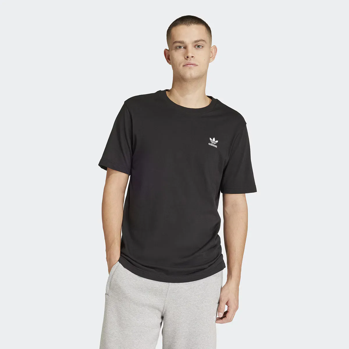 

Мужская футболка с трилистником Essentials Adidas Originals, чёрный