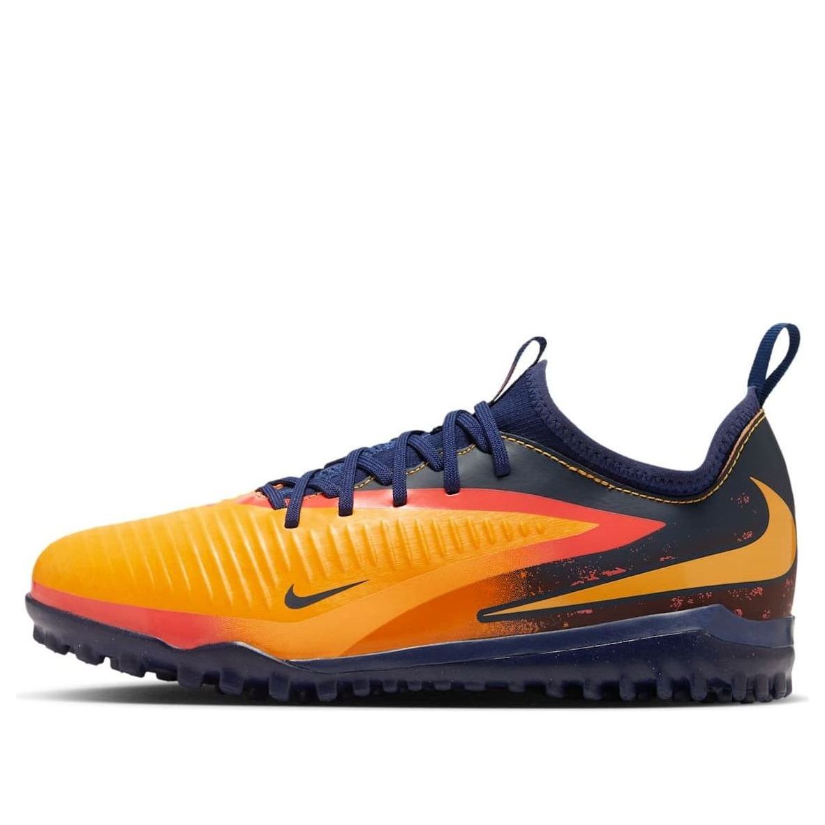 

Кроссовки (GS) Nike JR. Phantom 6 Low Academy TF 'Erling Haaland'